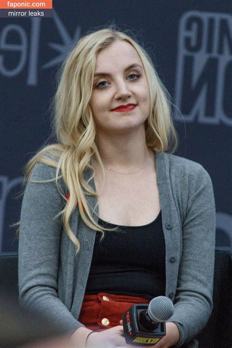 EVANNA LYNCH Nude